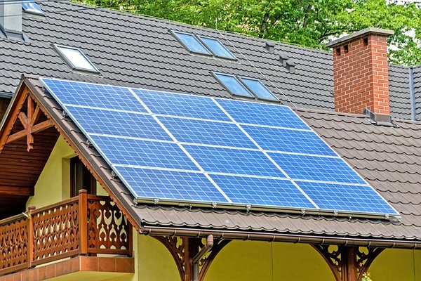 Comment choisir le type de panneau solaire adapté à ses besoins ?