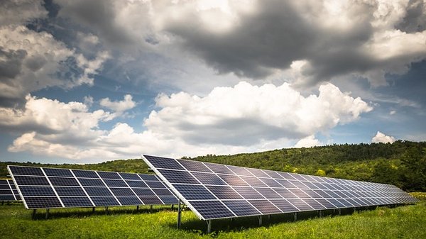 Comment contribuer à l'économie circulaire des panneaux solaires ?